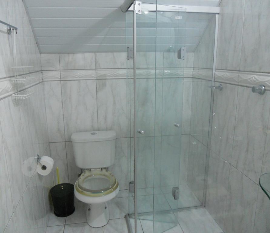 Quarto Triplo Básico
